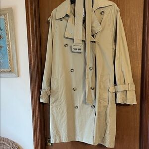 Zara trench coat size xs or small